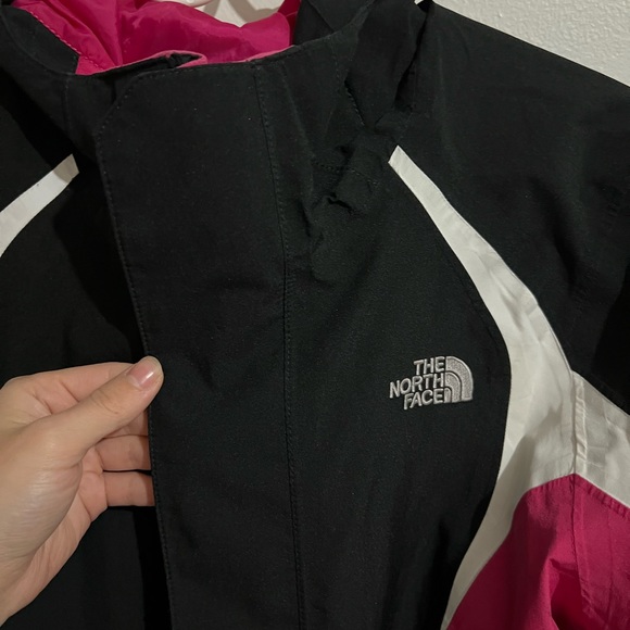 The north face jacket - Picture 6 of 9